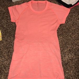 Swiftly Tech Short Sleeve Crew Lululemon shirt